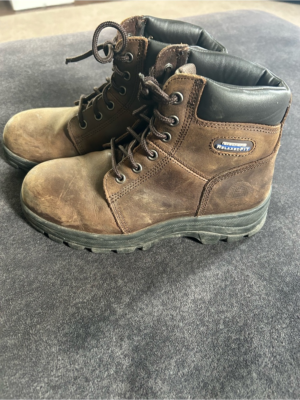 Women’s sketcher steel toe work boots